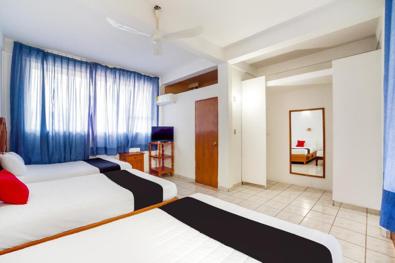 Hotel Adelita Zihuatanejo Extérieur photo
