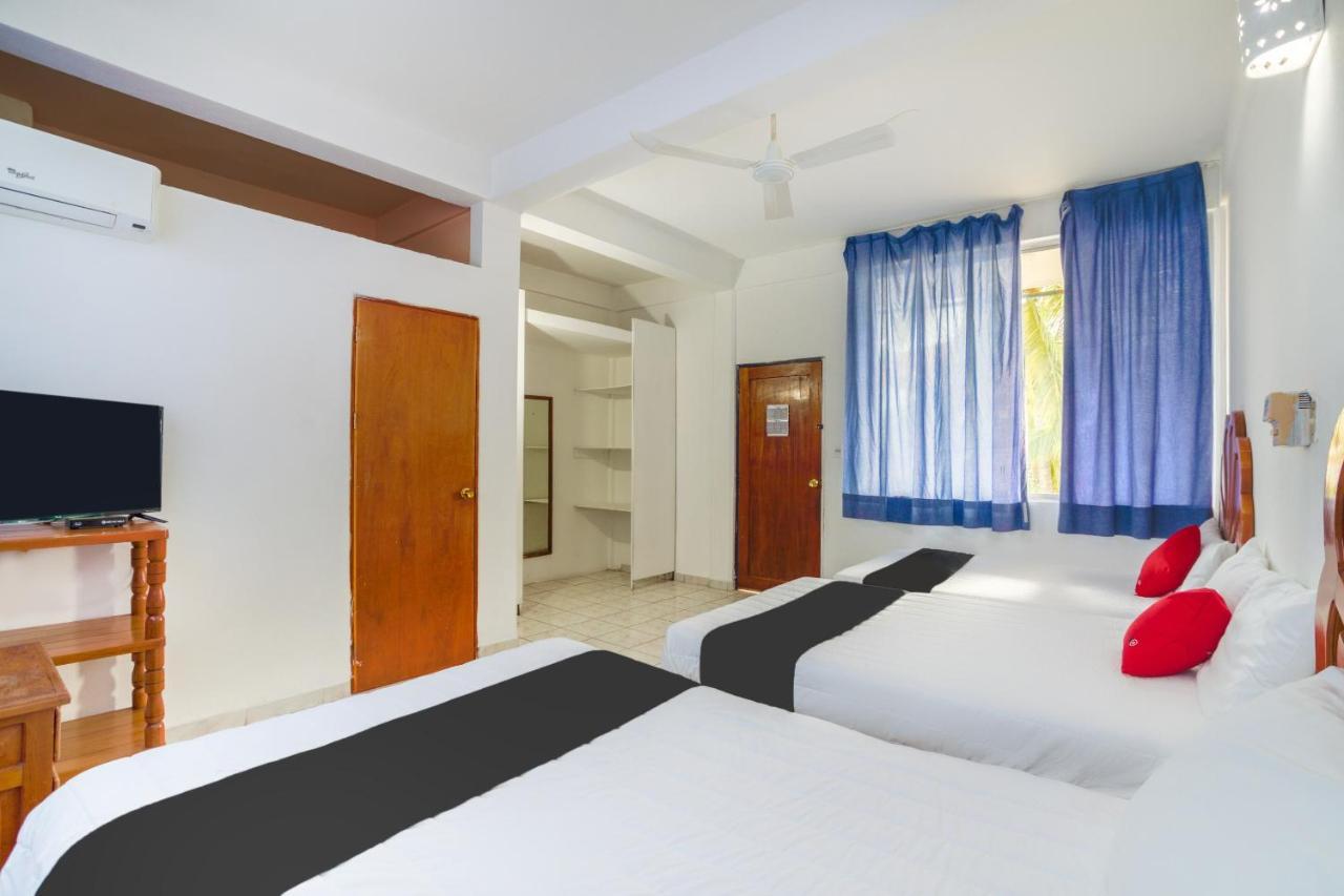 Hotel Adelita Zihuatanejo Extérieur photo