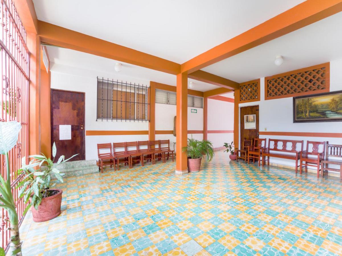 Hotel Adelita Zihuatanejo Extérieur photo